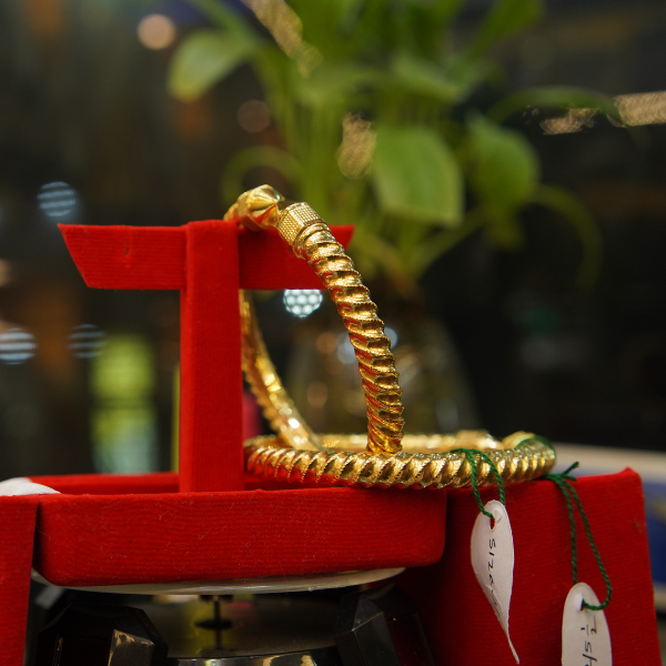 Spiral Gold Bangles